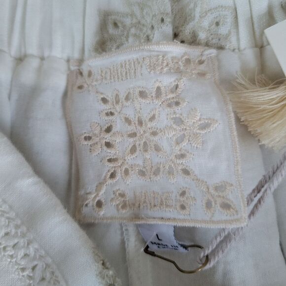 Johnny Was Maxine Linen Embroidered Shorts Size L NWT - Picture 6 of 10